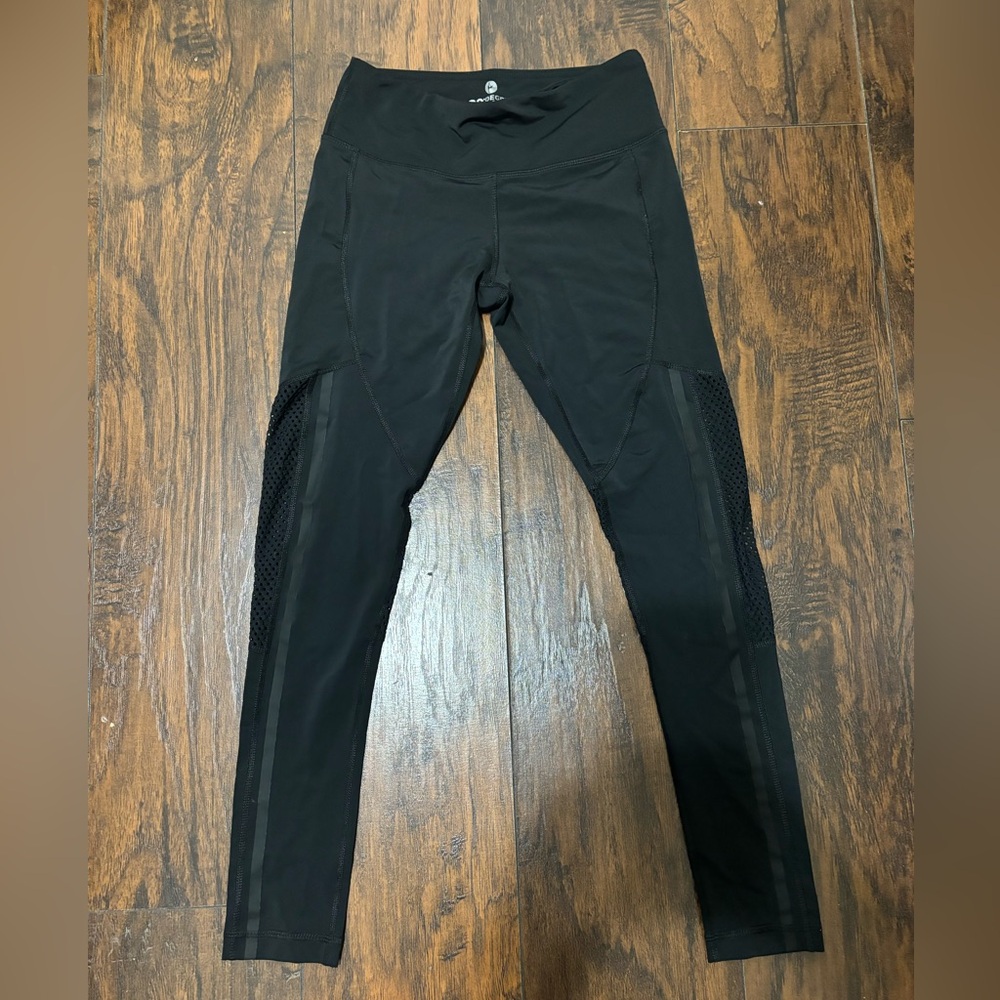 Black leggings